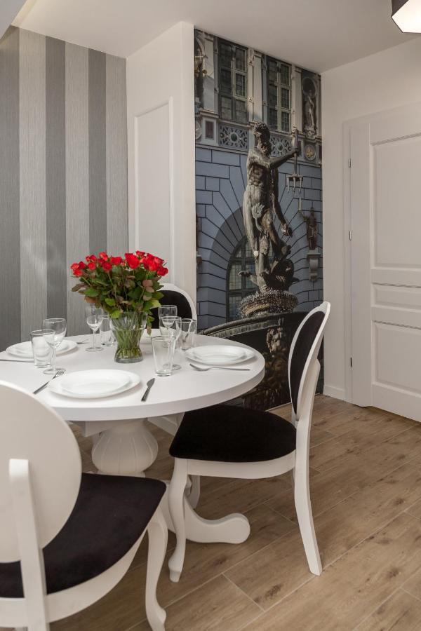 Apartamenty Gdansk Eu - Angielska Grobla Old Town Gdansk Sw Barbary 11 Exterior photo